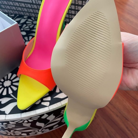 NIB Newbella Neon Heels - Picture 3 of 3